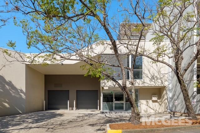 2/100 Campbell Street Bowen Hills QLD 4006 - Image 1