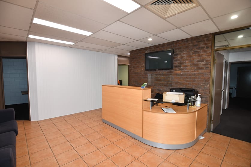 Offices 4-6/24 Leyland Street Garbutt QLD 4814 - Image 2
