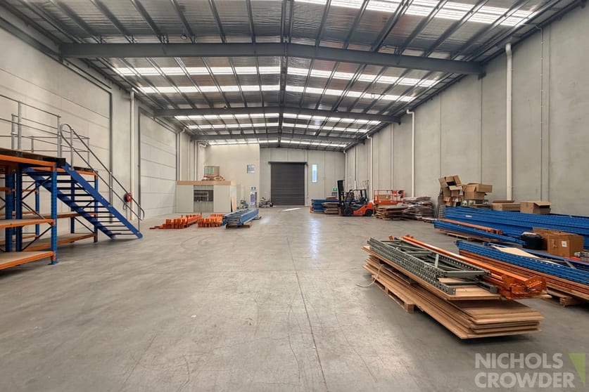 7/13 Gateway Drive Carrum Downs VIC 3201 - Image 3