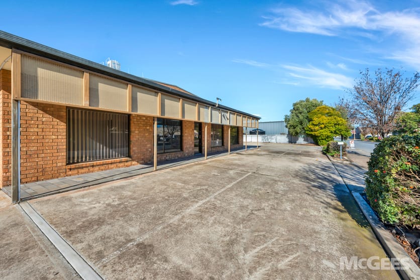 76 Hardys Road Torrensville SA 5031 - Image 2