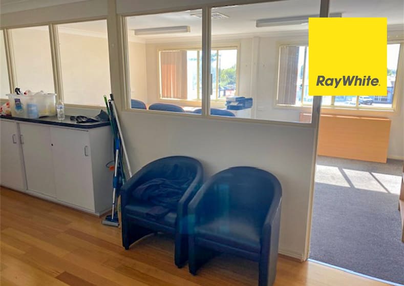 Suite 5 18 Sweaney Street Inverell NSW 2360 - Image 1