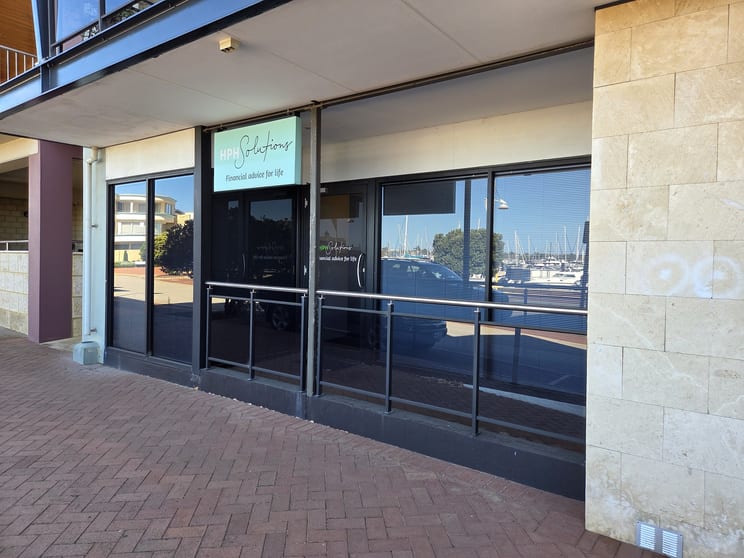 1/30 Spinnaker Quays Mandurah WA 6210 - Image 3
