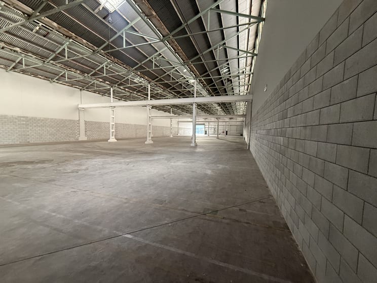 Warehouse 4/108 Glenroy Street Pennington SA 5013 - Image 2