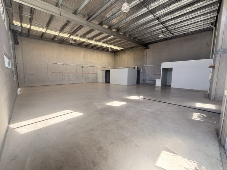 3/39-41 Lysaght Street Coolum Beach QLD 4573 - Image 2