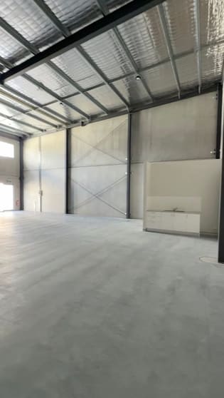 Unit 5/6 Viney Crk Dr Black Hill NSW 2322 - Image 2