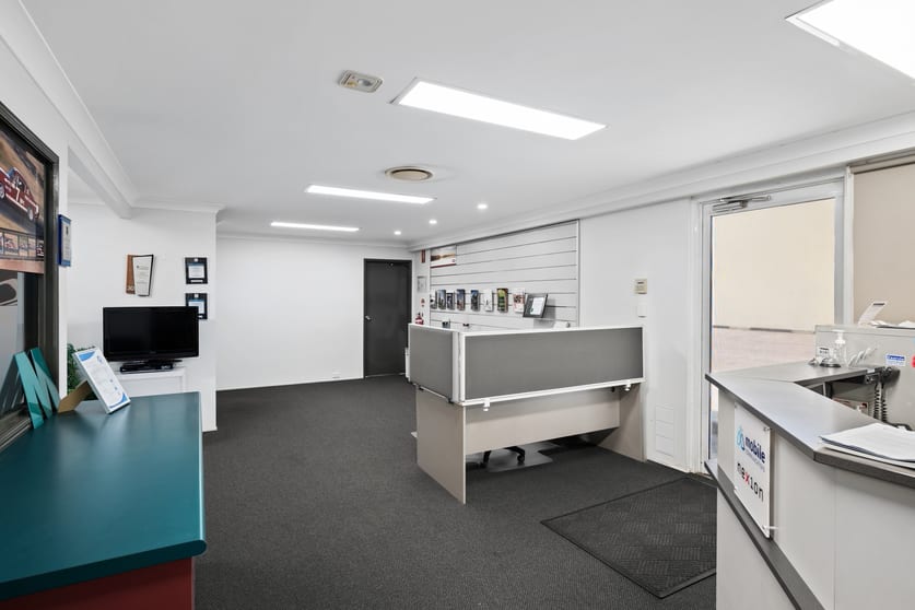 Click to view all images 1/53 Boyland Avenue Coopers Plains QLD 4108 - Image 3