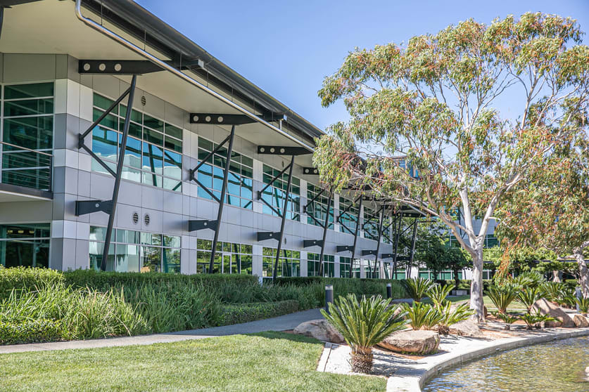 Click to view all images Unit 1/2 Brindabella Circuit Canberra Airport ACT 2609 - Image 2