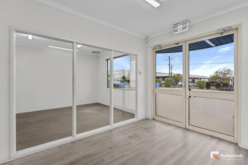 14 Somerton Park Drive Campbellfield VIC 3061 - Image 3