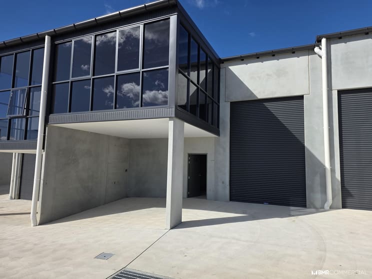Click to view all images 11/23 Paspaley St Hume ACT 2620 - Image 1