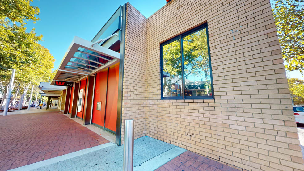 Click to view all images 195 Jull Street Armadale WA 6112 - Image 4