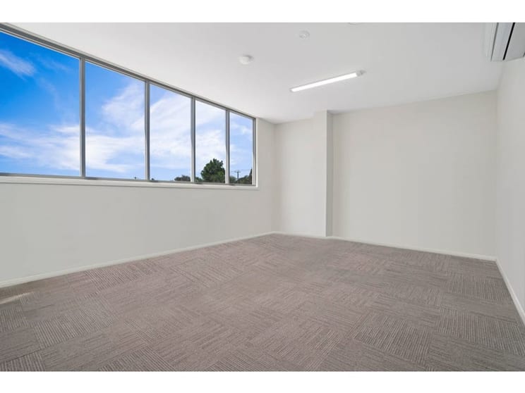 7/36 Kalaroo Road Redhead NSW 2290 - Image 3