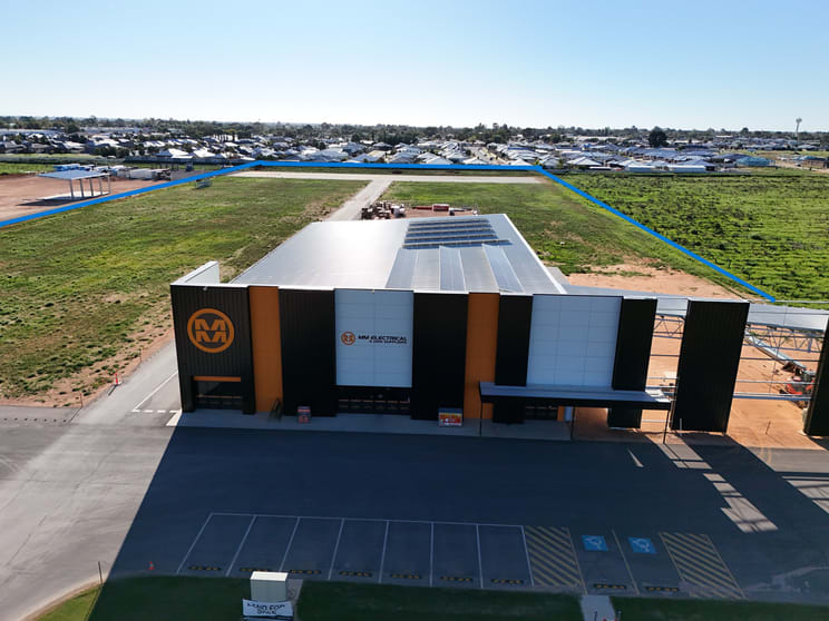 685-701 Benetook Ave Mildura VIC 3500 - Image 2