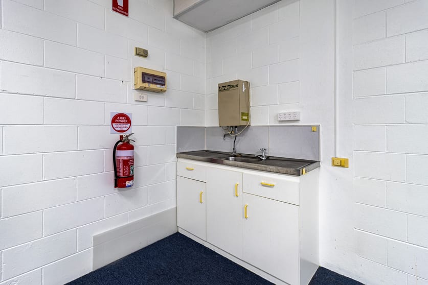 Click to view all images 9/415 Esplanade Torquay QLD 4655 - Image 3