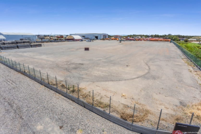 Click to view all images 99 Main Beach Road Pinkenba QLD 4008 - Image 1