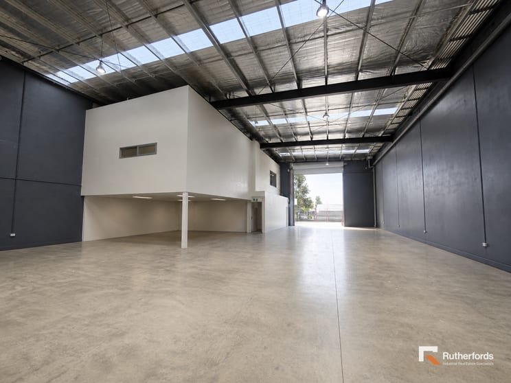 1/45 Ravenhall Way Ravenhall VIC 3023 - Image 3