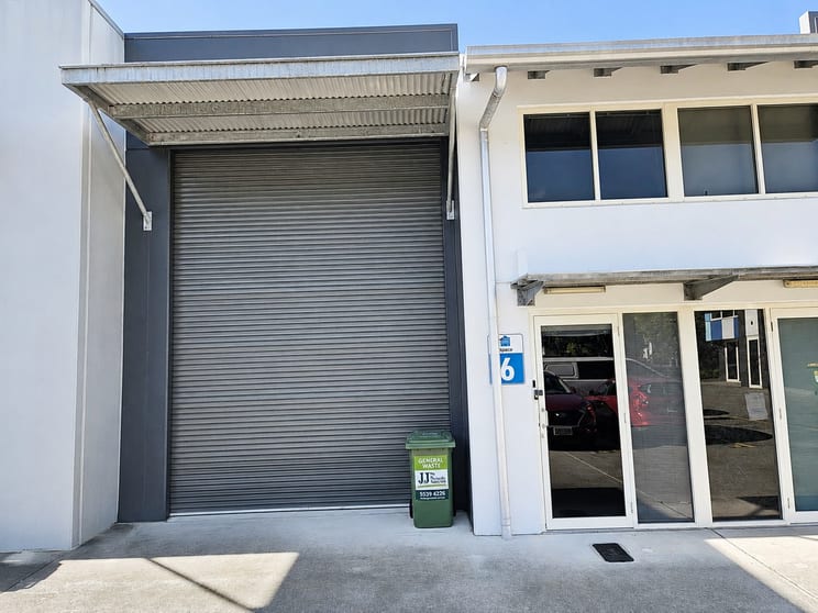 Click to view all images Burleigh Heads QLD 4220 - Image 2