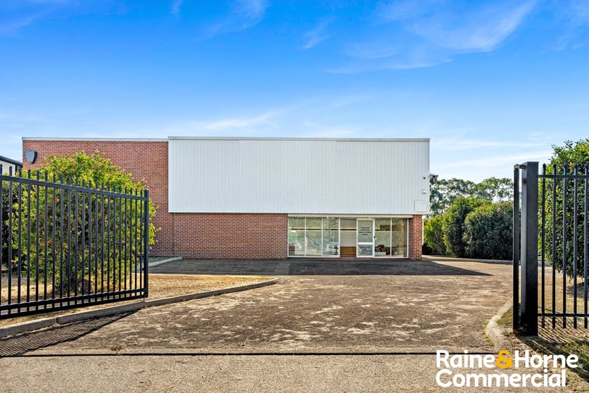 17 Coombes Drive Penrith NSW 2750 - Image 2