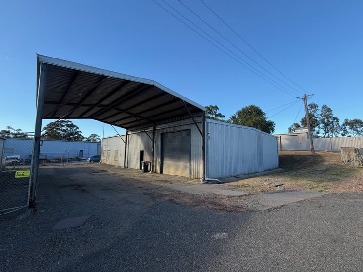 Click to view all images 3/129 Maison Dieu Rd Mcdougalls Hill NSW 2330 - Image 1