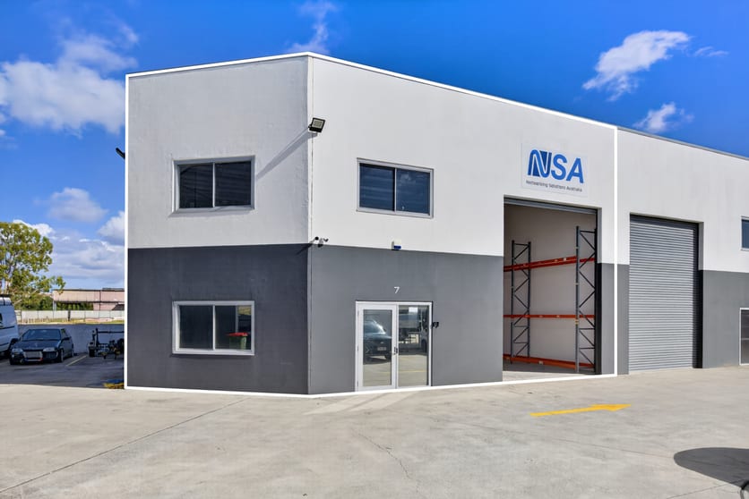 Click to view all images 7/224 New Cleveland Road Tingalpa QLD 4173 - Image 3