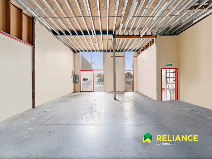 Click to view all images 25 Richards Road Hoppers Crossing VIC 3029 - Image 3