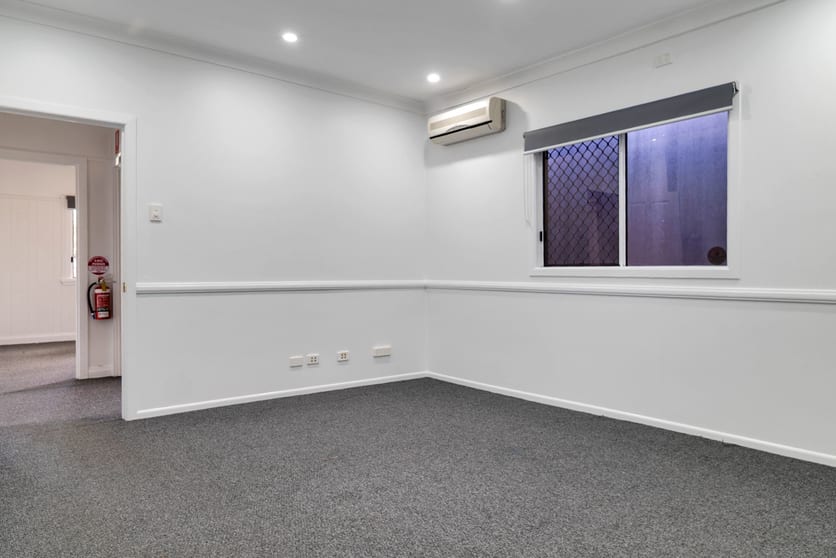Click to view all images 7 Dexter Street South Toowoomba QLD 4350 - Image 5