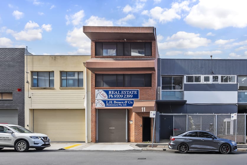 Click to view all images Suite 2/11 Kitchener Parade Bankstown NSW 2200 - Image 1