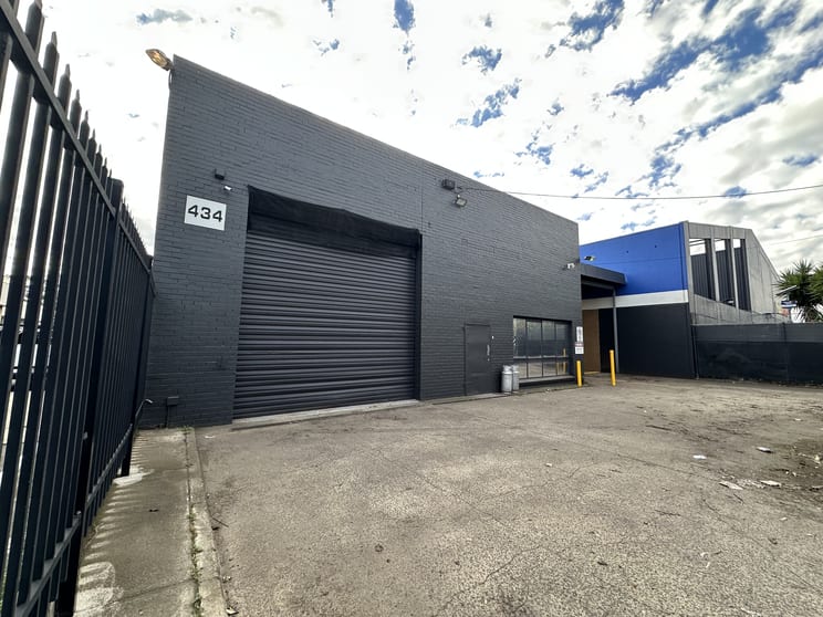 Click to view all images 434 Francis Street Brooklyn VIC 3012 - Image 1