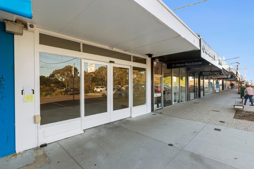 Click to view all images 205 Stud Road Wantirna South VIC 3152 - Image 2