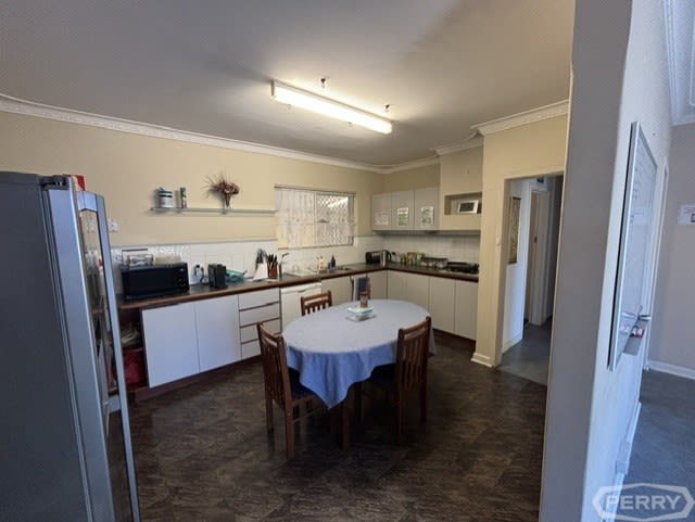 Click to view all images 22 Reserve Drive Mandurah WA 6210 - Image 3