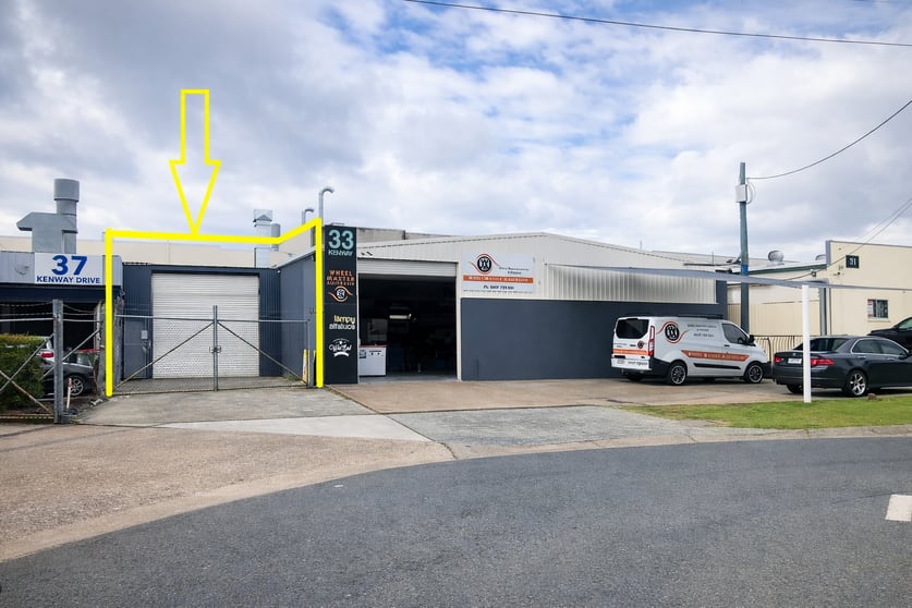 Click to view all images 2/33 Kenway Drive Underwood QLD 4119 - Image 1