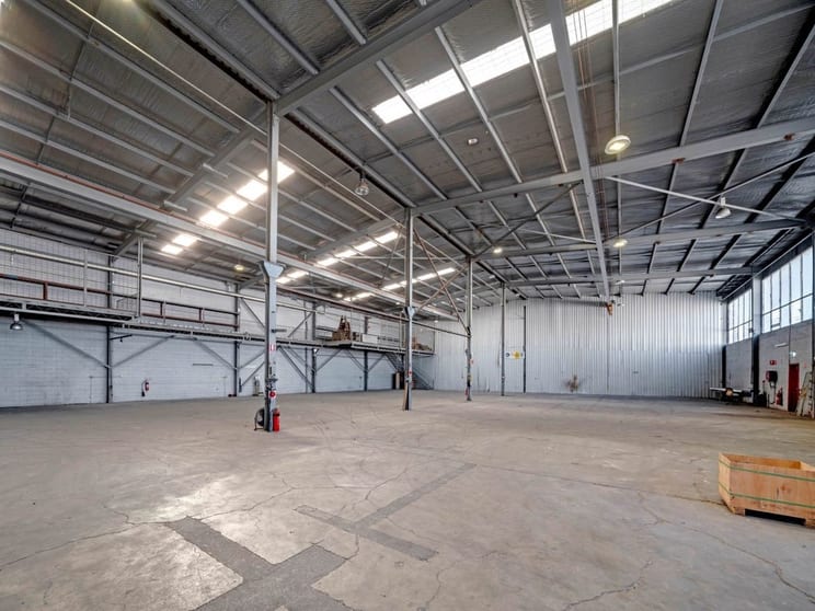 Click to view all images 13-15 Governor Macquarie Drive Chipping Norton NSW 2170 - Image 3