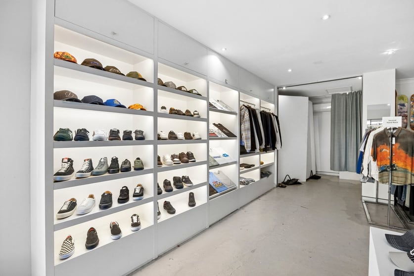 Click to view all images 5&6/6 Waratah Street Mona Vale NSW 2103 - Image 3