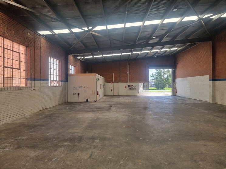 86 Cochranes Road Moorabbin VIC 3189 - Image 2
