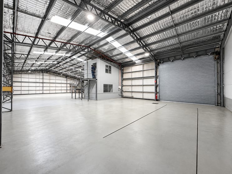 2/11 Moss Street Slacks Creek QLD 4127 - Image 1