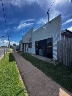 Click to view all images 308 Shakespeare Street Mackay QLD 4740 - Image 1