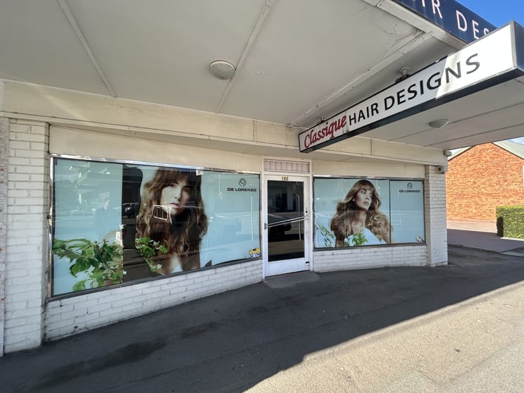 Click to view all images 180 Crawford Queanbeyan NSW 2620 - Image 2