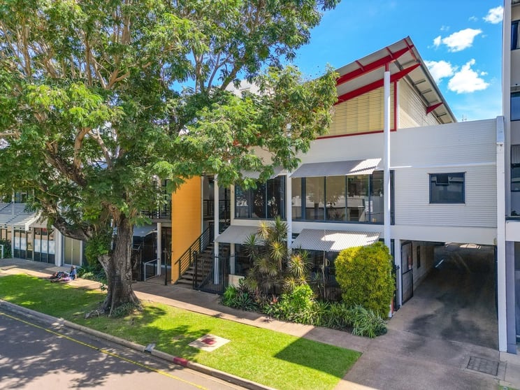 Click to view all images 5 Whitfield Street Darwin City NT 0800 - Image 1