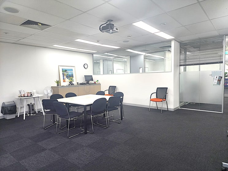 Click to view all images 3/763 High Street Epping VIC 3076 - Image 2