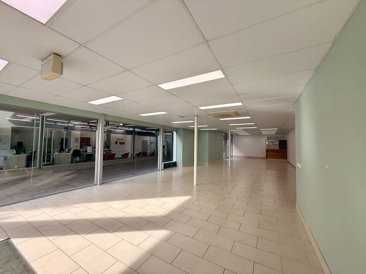 Click to view all images 1/5 Orient Street Batemans Bay NSW 2536 - Image 2
