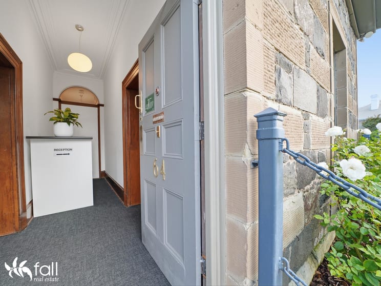 Click to view all images 64 Hampden Road Battery Point TAS 7004 - Image 2