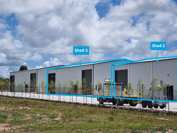 Click to view all images 2 & 3/35-53 Ellengowan Street Urangan QLD 4655 - Image 3