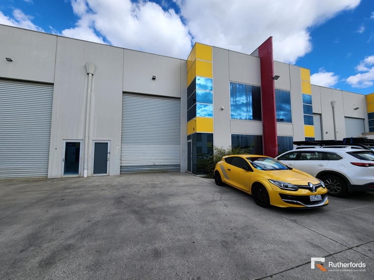 Click to view all images 10/4 Metrolink Circuit Campbellfield VIC 3061 - Image 1