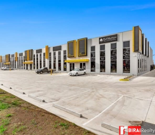 Click to view all images 8/220 Maidstone Street Altona VIC 3018 - Image 1