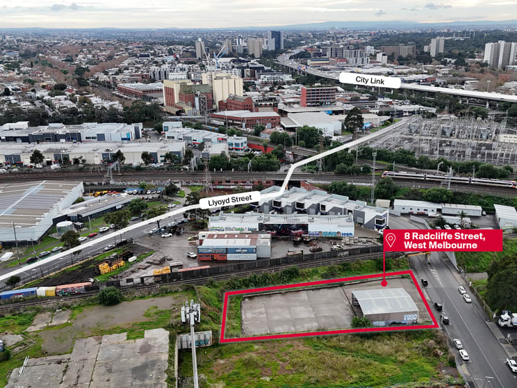 Click to view all images 8 Radcliffe Street West Melbourne VIC 3003 - Image 3