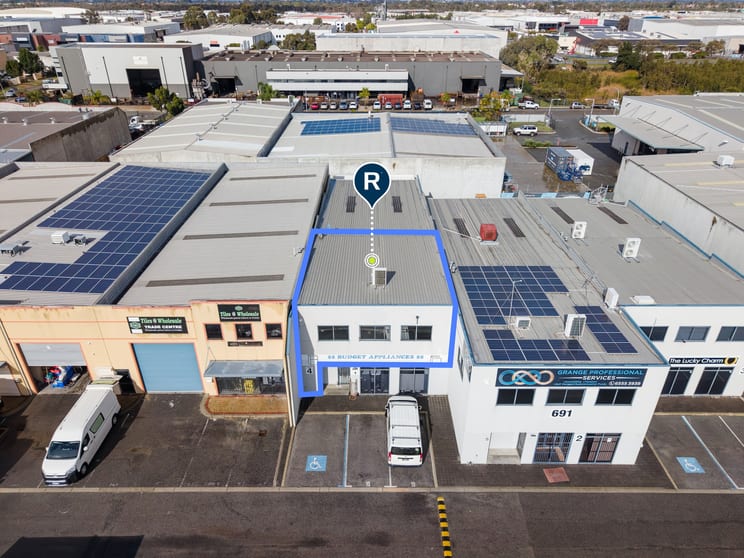 Click to view all images 4/691 Marshall Road Malaga WA 6090 - Image 1