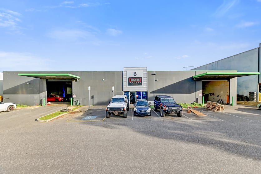 Click to view all images Unit 6/25 Bald Hill Road Pakenham VIC 3810 - Image 1