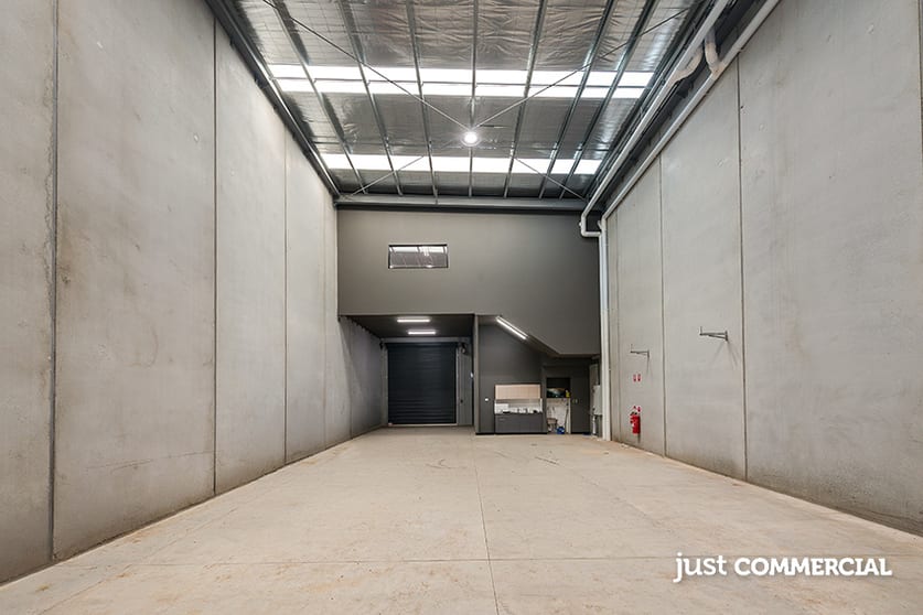 Click to view all images 35a Carinish Road Oakleigh South VIC 3167 - Image 2