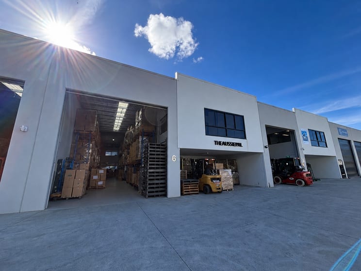 Click to view all images 6/10a Industrial Avenue Molendinar QLD 4214 - Image 1