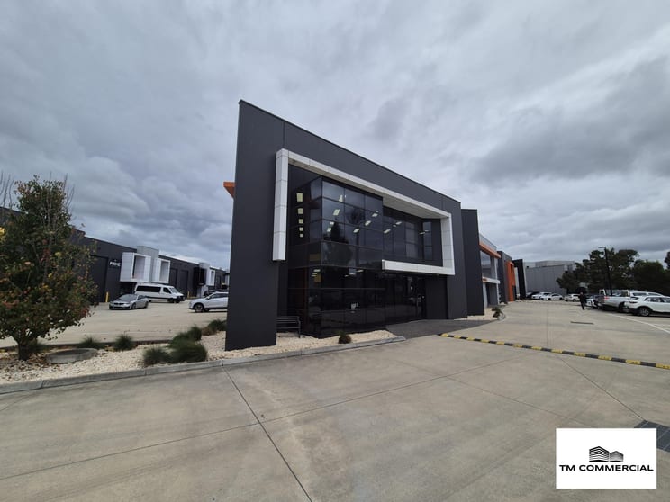 Click to view all images 6 Axis Crescent Dandenong South VIC 3175 - Image 1
