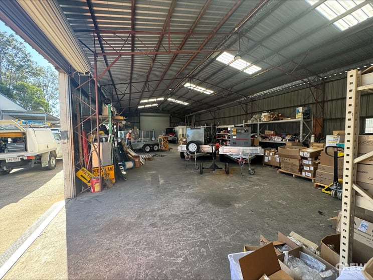 Click to view all images 74 Chetwynd Street Loganholme QLD 4129 - Image 3